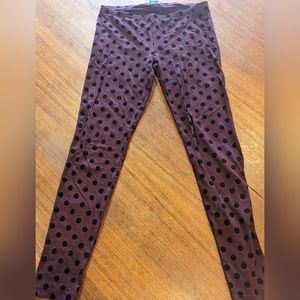 Hue plum leggings